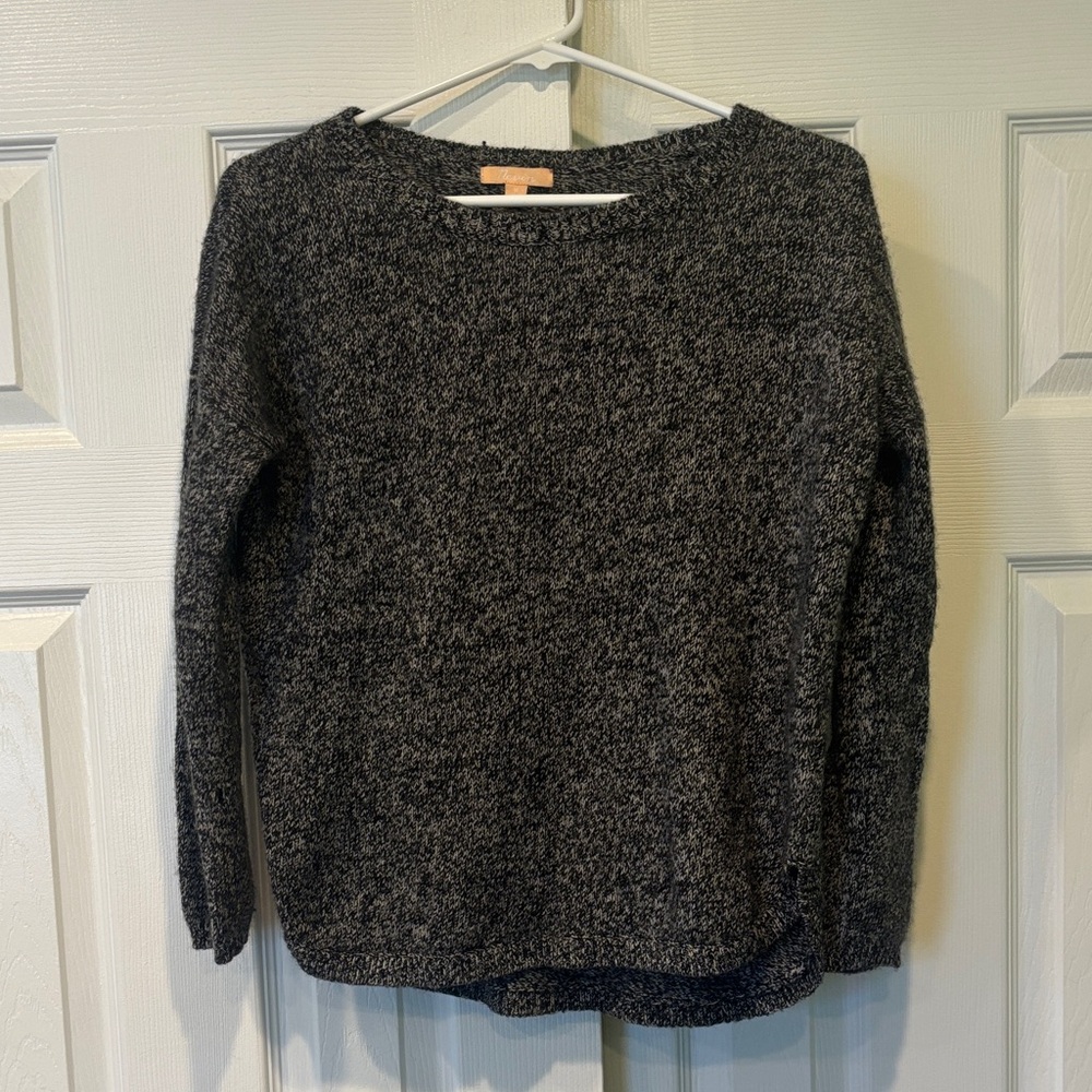 Nevin Women’s 100% Cashmere Grey Crewneck Sweater Size Medium